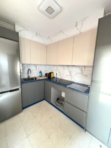 SE VENDE CASA EN ALCAZABA