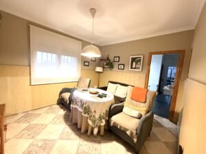 CASA EN VENTA EN GÉVORA