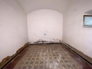 Bajo de casa para reformar, Zona Vistahermosa
