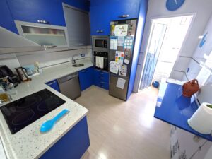 Piso reformado cerca de Av Juan Carlos I