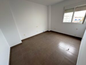 Piso con garaje y trastero, IES Santiago Apóstol
