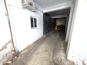 Piso Reformado con Patio Zona Centro