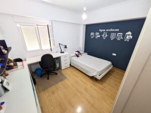 Piso Reformado con Patio Zona Centro