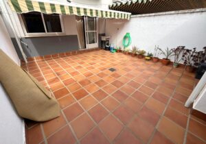 Gran adosado en Casar de Cáceres, Cáceres