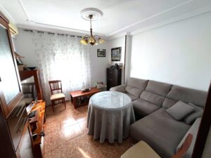 Piso Semi-Reformado en Llopis Iborra