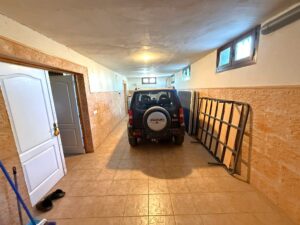 Finca con casa de 180 m2 hipotecable, Villafranca de los Barros