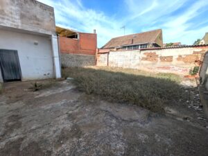 Casa con Dos Viviendas Independientes en Valdetorres