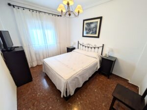 Casa con Patio Zona Centro (La Argentina)