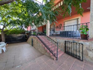 Chalet con Piscina en la zona del Vivero
