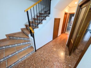 Casa con Patio Zona Centro (La Argentina)