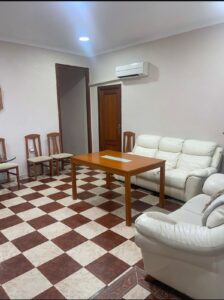 Casa con Garaje en La Zona de San Juan