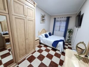 Casa con Garaje en La Zona de San Juan