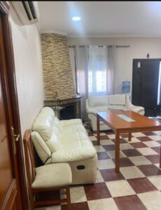 Casa con Garaje en La Zona de San Juan