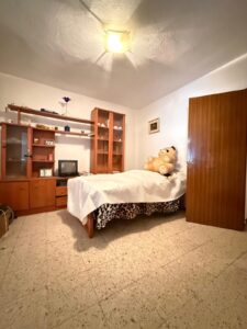 ANTONIO DOMÍNGUEZ, BADAJOZ