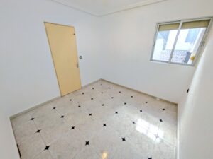 Casa de Dos Plantas en la Zona Baja de San Juan