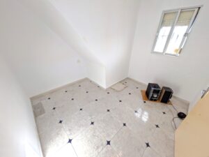 Casa de Dos Plantas en la Zona Baja de San Juan