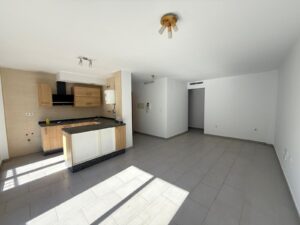 Piso con ascensor, garaje y trastero, Zona Polideportivo
