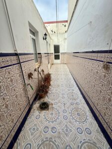 Casa baja a un paso de la Avenida de la Paz, Almendralejo