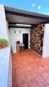 SE VENDE ADOSADO EN OLIVENZA