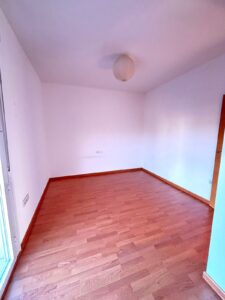 CASA EN PRIMERA PLANTA EN GÉVORA