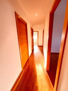 CASA EN PRIMERA PLANTA EN GÉVORA