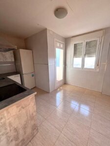 CASA EN PRIMERA PLANTA EN GÉVORA