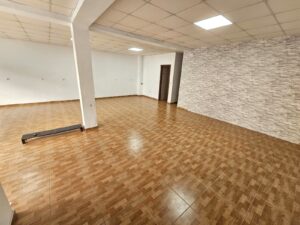 LOCAL EN CIUDAD JARDÍN, BADAJOZ