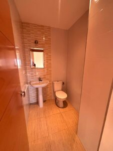 CASA EN PRIMERA PLANTA EN GÉVORA