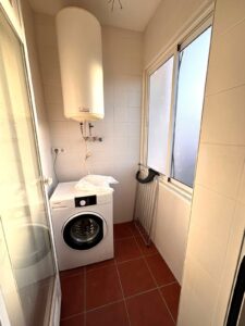 CASA EN PRIMERA PLANTA EN GÉVORA