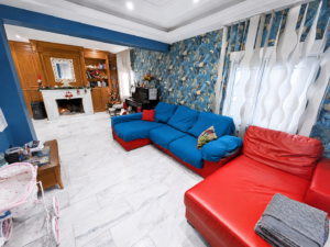 Chalet con Piscina en Don Álvaro