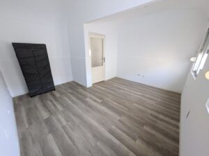 Casa Baja Semi-reformada en Zona Centro