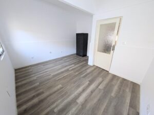 Casa Baja Semi-reformada en Zona Centro