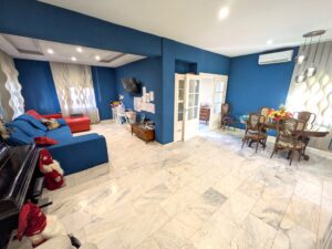 Chalet con Piscina en Don Álvaro