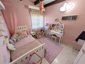 Chalet con Piscina en Don Álvaro