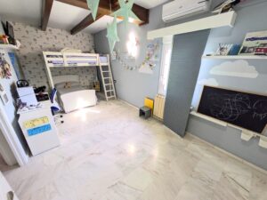 Chalet con Piscina en Don Álvaro