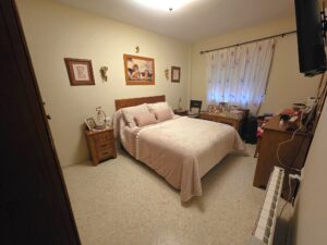 Piso con plaza de garaje y trastero, Cantalgallo