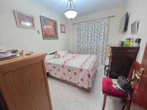 Piso con plaza de garaje y trastero, Cantalgallo