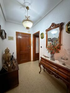 Piso bajo junto a Calle Real, Almendralejo