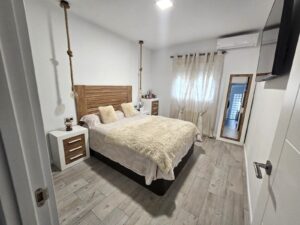 SE VENDE CASA EN BADAJOZ
