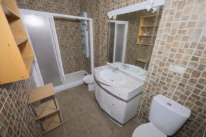 Bajo de Casa con Patio Zona El Calvario