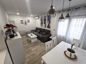 SE VENDE CASA EN BADAJOZ