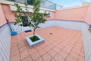 Casa con Patio en Esparragalejo