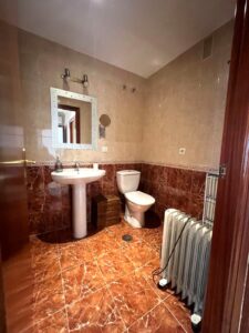 PISO EN VENTA EN MONTIJO