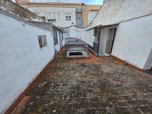 Gran casa de dos plantas, Zafra
