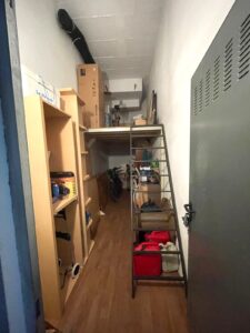 ADOSADO EN CORTE DE PELEAS, BADAJOZ