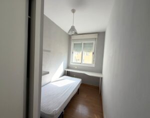 SE VENDE PISO EN ZONA DEL PERÚ, CÁCERES