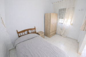 Casa baja con Solar urbano en la Zona de San Juan