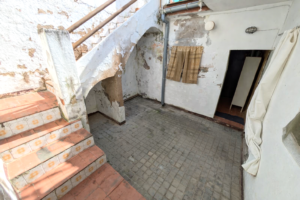 Casa baja con Solar urbano en la Zona de San Juan