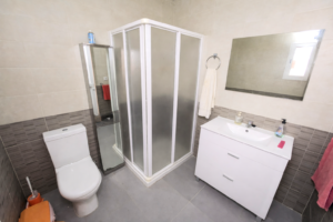 Casa baja con Solar urbano en la Zona de San Juan