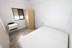 Casa baja con Solar urbano en la Zona de San Juan